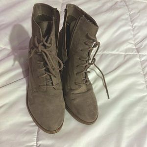 Time and Tru Heel boots size 8.5 worn 2-3 times